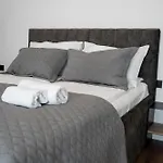 Felicita Deluxe With Free Parking Gostinjska kuća 4*