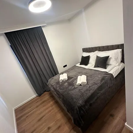 ゲストハウス Felicita Deluxe Apartments With Free Parking サラエヴォ