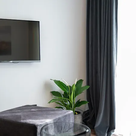 Гостевой дом Felicita Deluxe With Free Parking