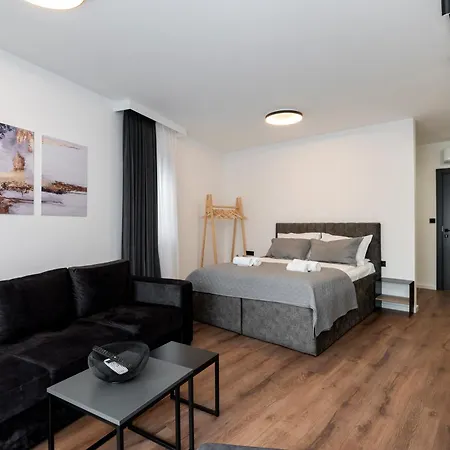 Felicita Deluxe With Free Parking Casa de hóspedes 4*