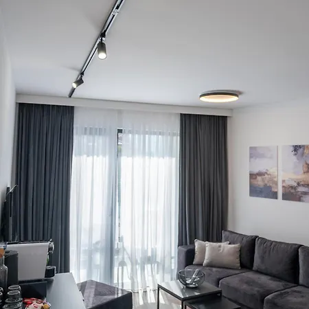 Felicita Deluxe With Free Parking Гостевой дом